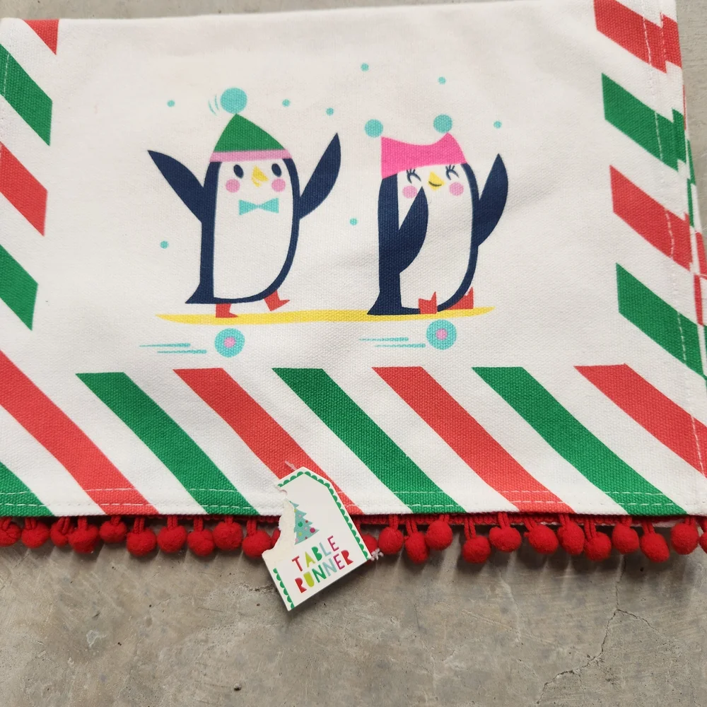 Festive Penguin Canvass‎ Style Table Runners